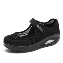 Cargar imagen en el visor de la galería, Women&#39;s Thick Sole Mesh Velcro Shoes
