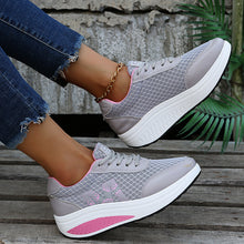 Cargar imagen en el visor de la galería, Autumn women&#39;s mesh thick-soled sports shoes
