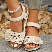 Cargar imagen en el visor de la galería, Women&#39;s Summer Hollow Flower Platform Sandals
