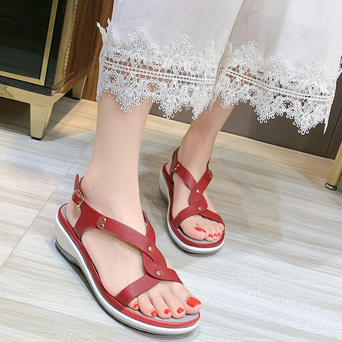 Women's Solid Round Toe Wedge Sandals