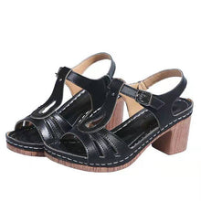 Cargar imagen en el visor de la galería, Summer women&#39;s metal buckle hollow high-heeled sandals
