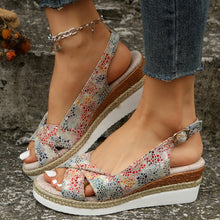 Cargar imagen en el visor de la galería, Summer Fashion Buckle Platform Beach Sandals
