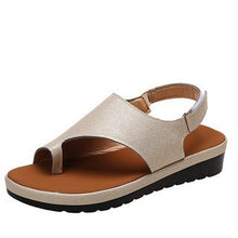 Cargar imagen en el visor de la galería, Women&#39;s breathable soft bottom casual sandals
