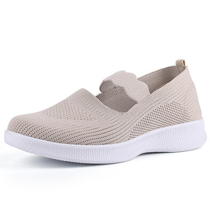 Women's low cut casual flat sneakers