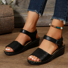 Cargar imagen en el visor de la galería, Women&#39;s Summer Hollow Flower Platform Sandals
