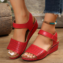 Cargar imagen en el visor de la galería, Women&#39;s Summer Hollow Flower Platform Sandals
