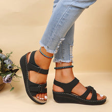 Cargar imagen en el visor de la galería, Women&#39;s round toe platform Velcro sandals
