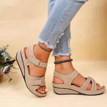 Cargar imagen en el visor de la galería, Women&#39;s round toe platform Velcro sandals
