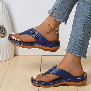 Women's wedge flip flops